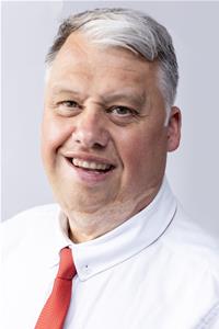 Profile image for Councillor Richard Overton